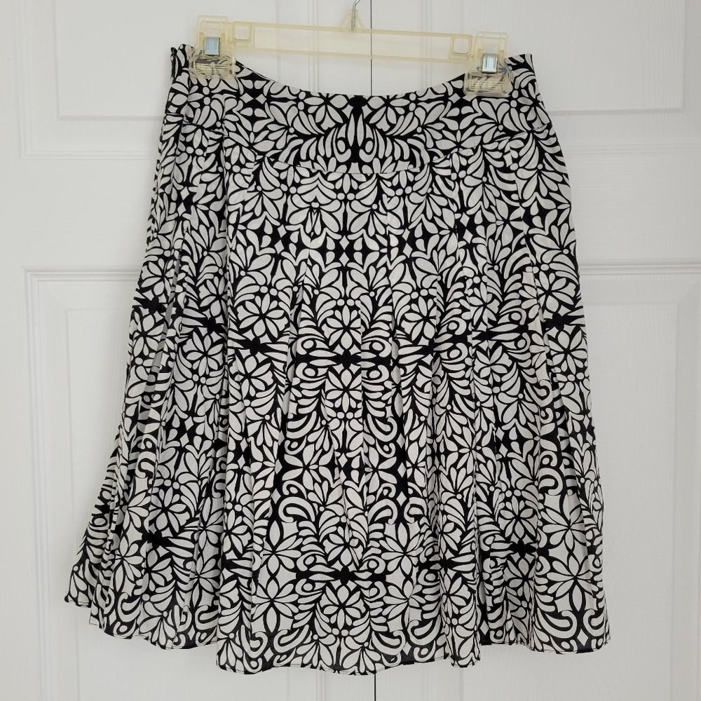 INC Black and White Fully Lined Skirt, Size 4
